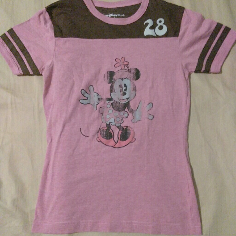 WDW Minnie mouse shirt with # 28 logo